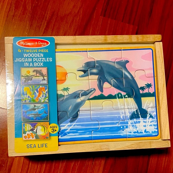 Melissa & Doug Sea Life Wooden Puzzle in a box - Picture 1 of 5